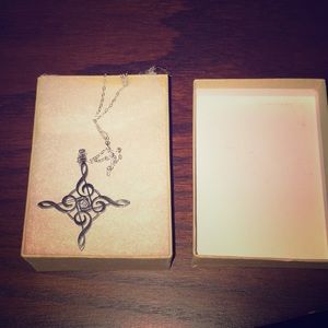 Musical note necklace